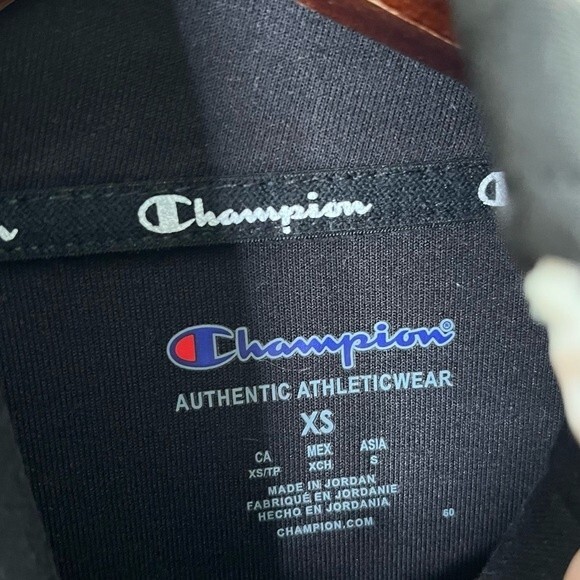 Welcome to my closet!This item has sold. - Picture 9 of 11